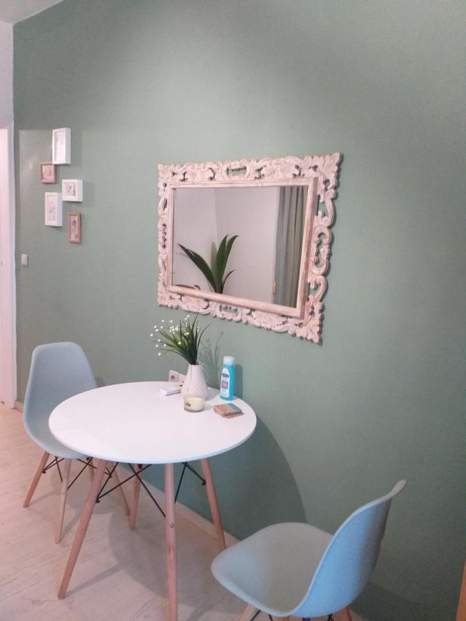 Lucky Suite Iraklion Buitenkant foto
