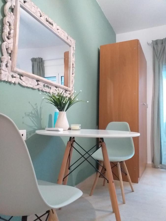 Lucky Suite Iraklion Buitenkant foto